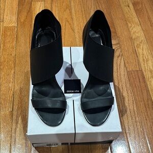 Dolce Vita Black Heeled Shoes with Slip-On Design